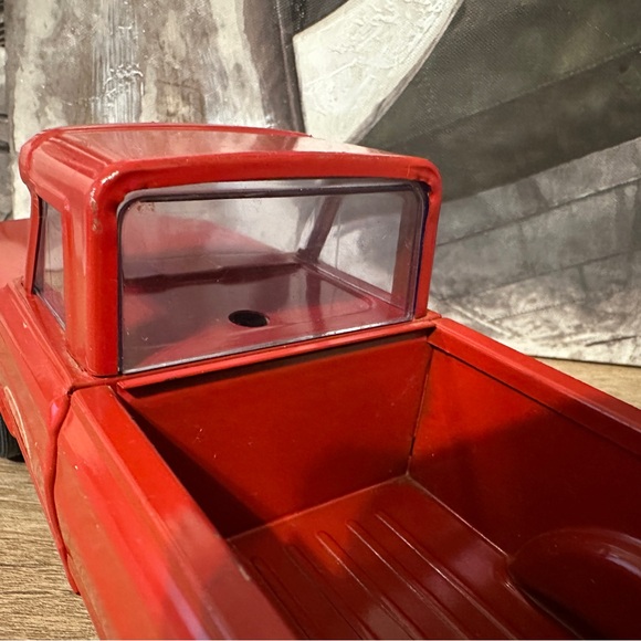 VTG red Tonka Jeep truck - Picture 6 of 7